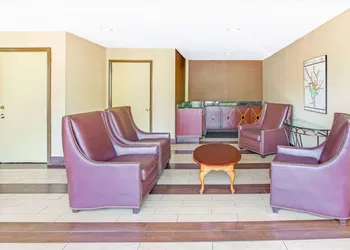 Travelodge by Wyndham Silver Spring hotel thumbnail 2