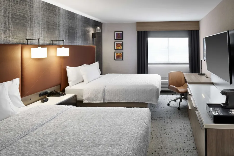 Hampton Inn Newark Airport hotel detail image 6