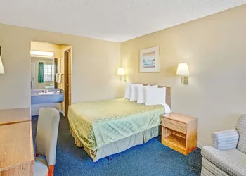 Days Inn by Wyndham Carson City hotel thumbnail 4