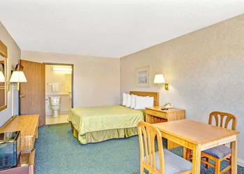 Days Inn by Wyndham Carson City hotel thumbnail 6