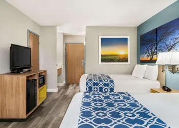 Days Inn by Wyndham Canastota/Verona hotel thumbnail 8