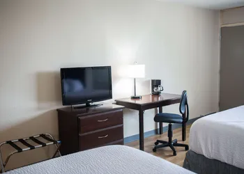 Days Inn by Wyndham Waynesboro hotel thumbnail 8