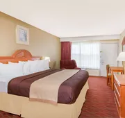 Days Inn by Wyndham Staunton hotel detail image 7