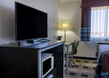 Super 8 by Wyndham Villa Rica hotel thumbnail 5