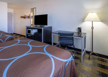 Super 8 by Wyndham Villa Rica hotel thumbnail 6