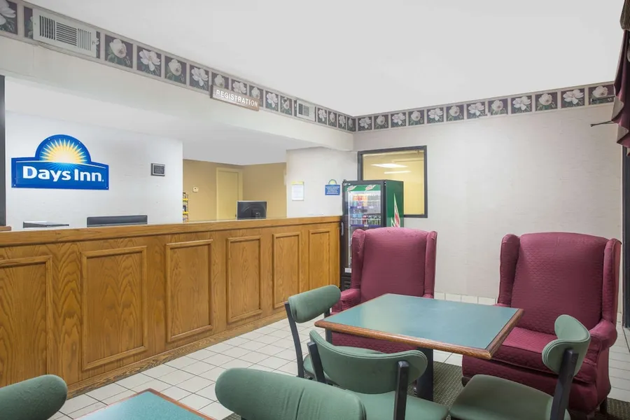 Days Inn by Wyndham Dublin GA hotel detail image 2