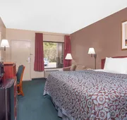 Days Inn by Wyndham Dublin GA hotel detail image 5