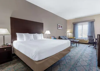 La Quinta Inn & Suites by Wyndham Columbus West - Hilliard hotel thumbnail 6
