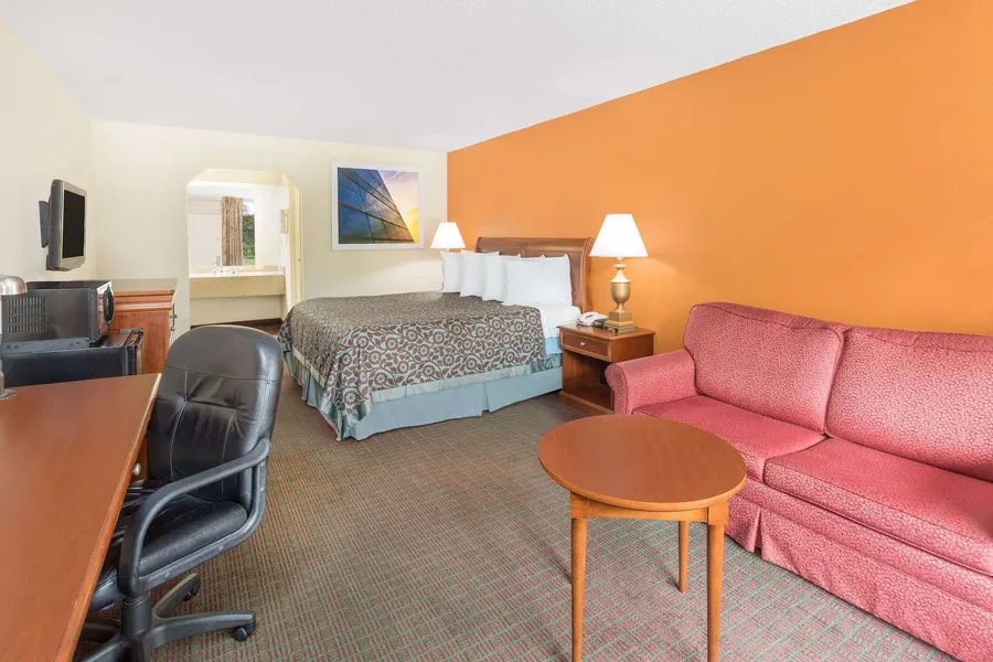 Days Inn by Wyndham Orangeburg South hotel detail image 6