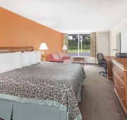 Days Inn by Wyndham Orangeburg South hotel detail image 7