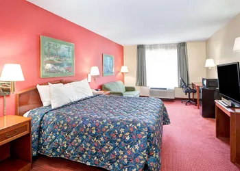Days Inn by Wyndham Marietta-Atlanta-Delk Road hotel thumbnail 4