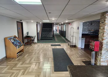 Twin Cities Inn hotel thumbnail 2