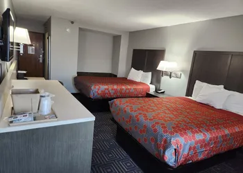 Twin Cities Inn hotel thumbnail 7