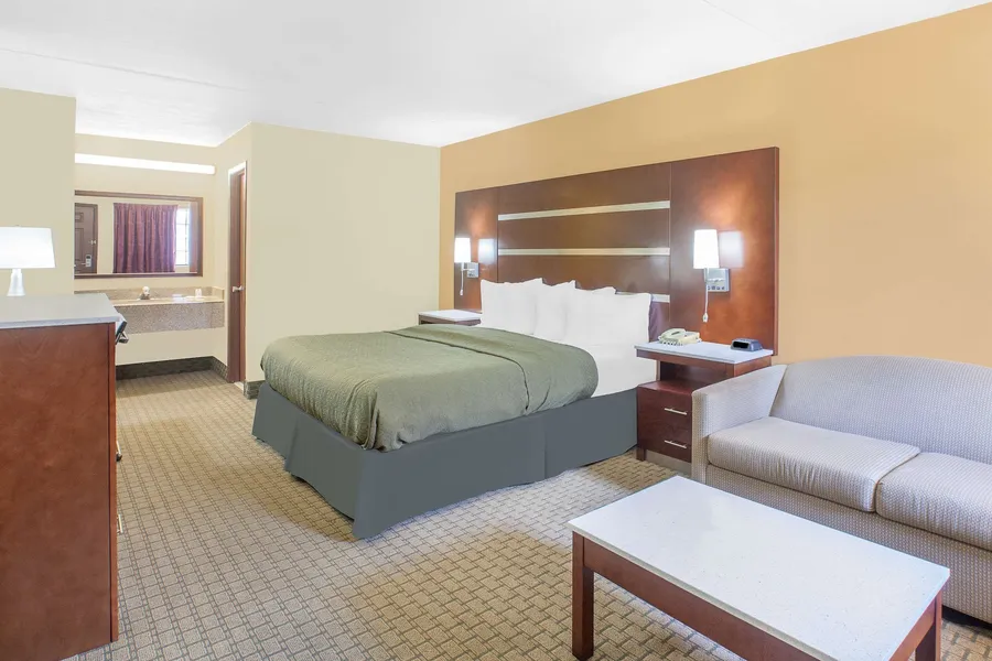 Days Inn by Wyndham Fayetteville hotel detail image 6