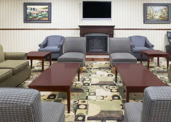 Days Inn by Wyndham Columbus-North Fort Moore hotel thumbnail 2