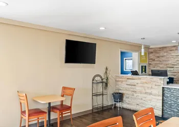 Days Inn by Wyndham Aiken - Interstate Hwy 20 hotel thumbnail 5