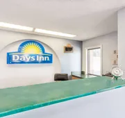 Days Inn by Wyndham Clinton hotel detail image 3