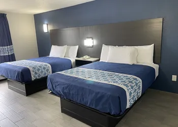 Executive Inn hotel thumbnail 3