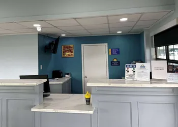 Days Inn by Wyndham Lake Charles hotel thumbnail 2