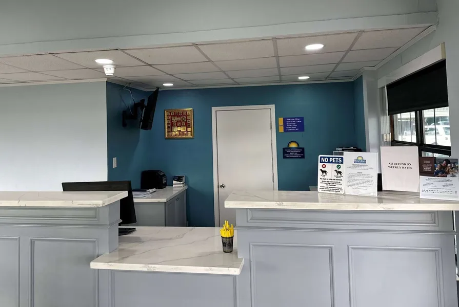 Days Inn by Wyndham Lake Charles hotel detail image 2