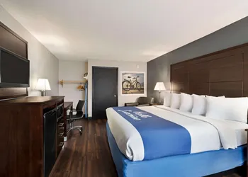 Days Inn by Wyndham Rock Hill hotel thumbnail 4