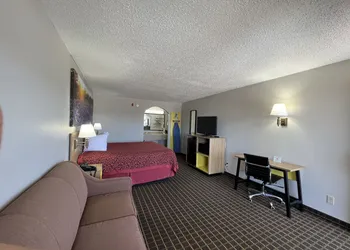 Days Inn by Wyndham San Antonio Morgan's Wonderland / IH-35 N hotel thumbnail 3