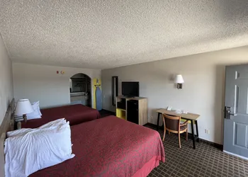 Days Inn by Wyndham San Antonio Morgan's Wonderland / IH-35 N hotel thumbnail 4