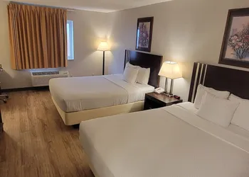 Days Inn by Wyndham Sheridan hotel thumbnail 6