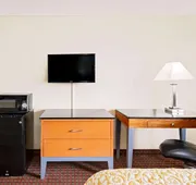 Days Inn by Wyndham Fort Dodge hotel detail image 4