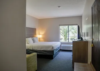 Baymont by Wyndham O'Fallon St. Louis Area hotel thumbnail 7