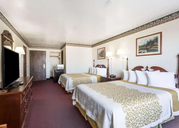 Days Inn by Wyndham Evanston WY hotel thumbnail 3