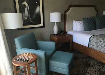 Redondo Beach Hotel, Tapestry Collection by Hilton hotel thumbnail 8