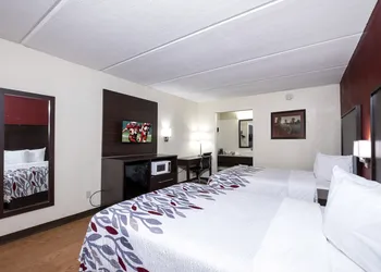 Red Roof Inn Kenly – I-95 hotel thumbnail 7