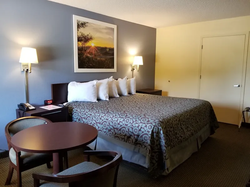 Days Inn by Wyndham Camilla hotel detail image 6
