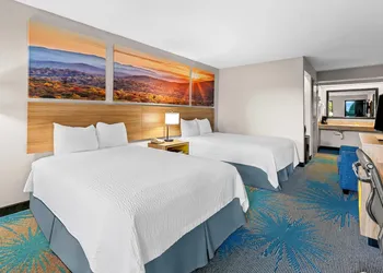 Days Inn by Wyndham Saint Pauls hotel thumbnail 5