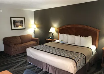 Days Inn by Wyndham Charlotte/Woodlawn Near Carowinds hotel thumbnail 6
