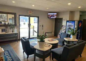 Days Inn by Wyndham Louisville Airport Fair and Expo Center hotel thumbnail 5