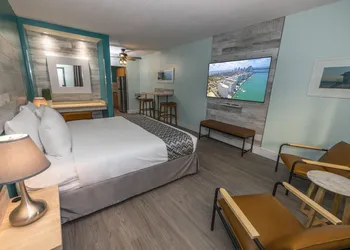 Suites on South Beach hotel thumbnail 3