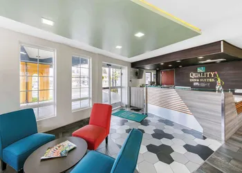 Quality Inn & Suites Sacramento Downtown Area hotel thumbnail 2