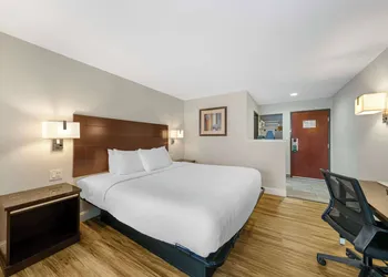 Quality Inn & Suites Sacramento Downtown Area hotel thumbnail 5