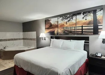 Days Inn by Wyndham Sulphur LA hotel thumbnail 7