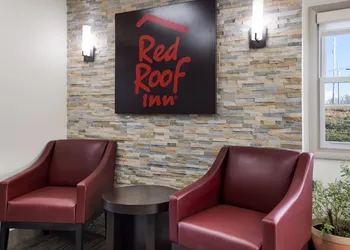 Red Roof Inn Weedsport hotel thumbnail 3