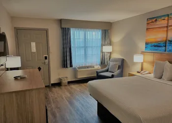Days Inn by Wyndham Lonoke hotel thumbnail 4