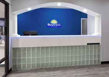 Days Inn by Wyndham North Little Rock/ Maumelle hotel thumbnail 2
