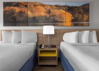 Days Inn by Wyndham Alma hotel thumbnail 8