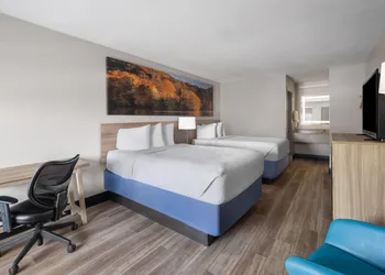 Days Inn by Wyndham Alma hotel thumbnail 6