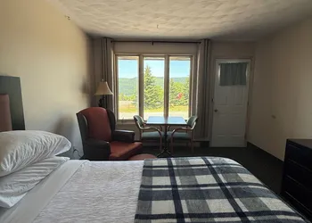 Kelly's View Motel hotel thumbnail 7