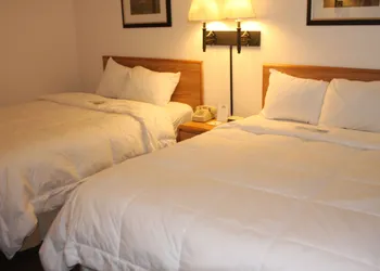 Days Inn & Suites by Wyndham Needles hotel thumbnail 7