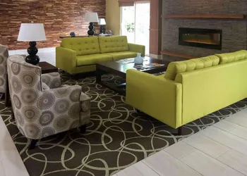 Country Inn & Suites by Radisson, Delta Park North Portland hotel thumbnail 3