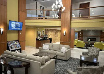 Country Inn & Suites by Radisson, Delta Park North Portland hotel thumbnail 6